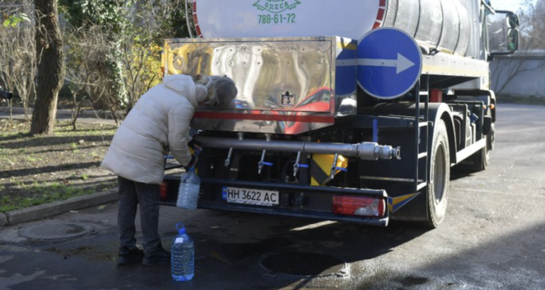Адреси пунктів в Одесі, де можна набрати воду