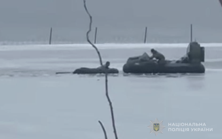Після провалення під кригу на Одещині поліція розслідує загибель дівчинки