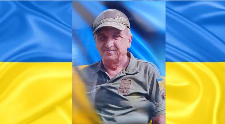 У громаді Білгород-Дністровського району попрощаються із солдатом Віталієм Степаненком