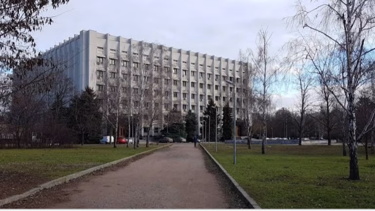 Одеська облрада спрямувала майже 200 тисяч на премії та годинники