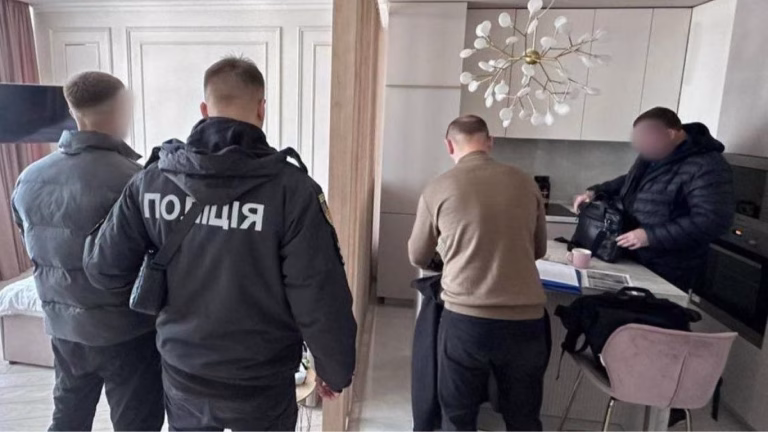 Одеса: шахрайська схема під час продажу авто за участю військового