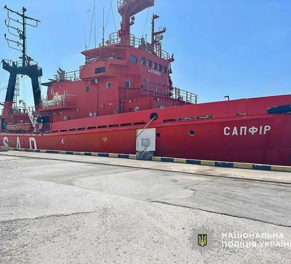 В Одесі закінчили слідство проти трьох окупантів, відповідальних за позбавлення волі екіпажу українського судна «Сапфір»