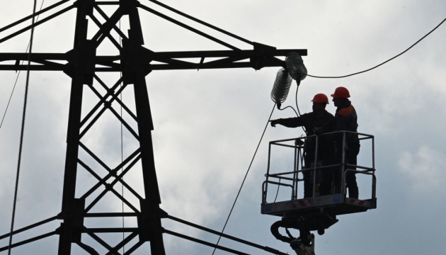 В Ізмаїльському районі повністю відновили електропостачання