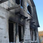 Через пожежу в Кілії сім’я з трьома дітьми опинилася без даху над головою