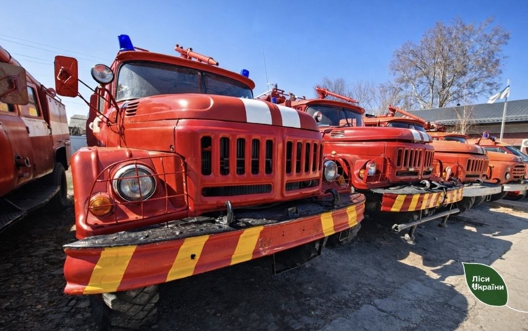 Ізмаїльські рятувальники передали лісогосподарствам Одещини вісім одиниць пожежної техніки
