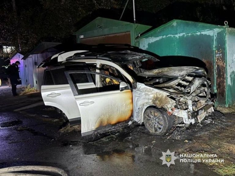 В Одесі до суду постануть підозрювані у мільйонних підпалах авто та поштових відділень