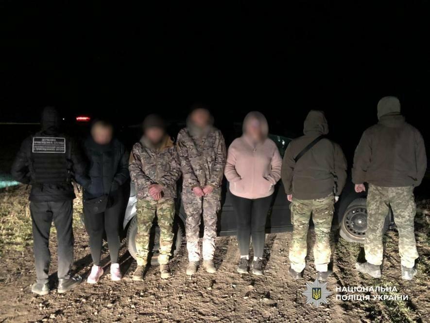 На Одещині зупинили спробу втечі за кордон людей, які видавали себе за бійців ЗСУ