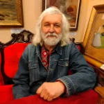 Мистецтво врятувало життя: одеський художник Анатолій Кравченко про втрати, війну та новий початок у 70 років