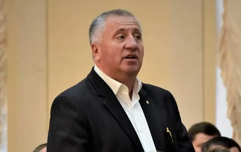 Депутати Одещини відправили голову РДА у відставку — прецедент для всієї України