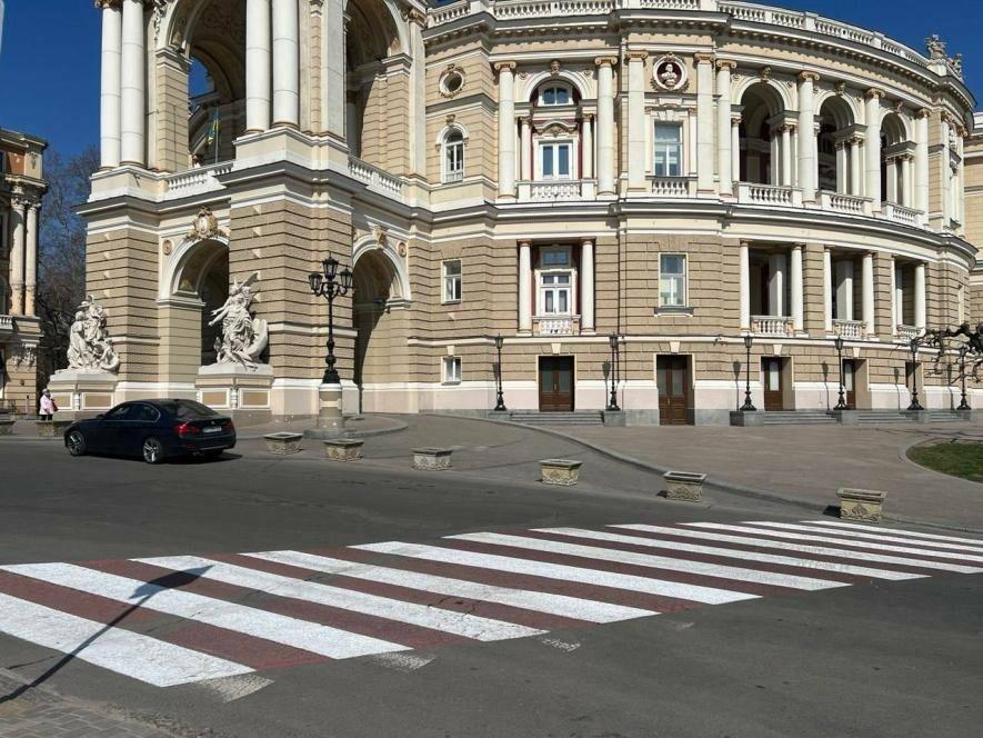 В Одесі оновили дорожню розмітку: повний перелік адрес з фото
