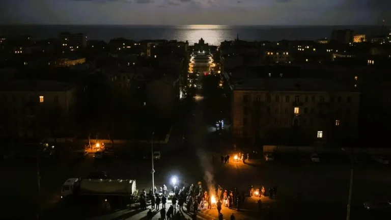 У Одесі світло відключають по‑різному: чому одні райони в темряві днями, а інші — лише годинами