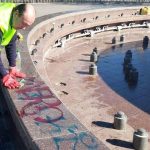 В Одесі вандали понівечили найбільший міський фонтан — ФОТО