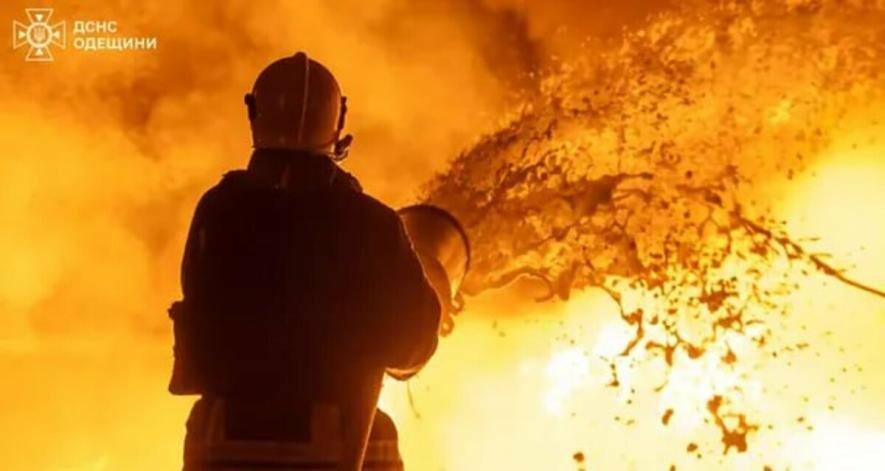 В Одесі екологічна катастрофа — сотні тонн шкідливих викидів потрапили в атмосферу