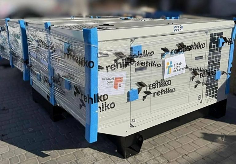 Франція передала Одесі генератори для критичної інфраструктури — ФОТО