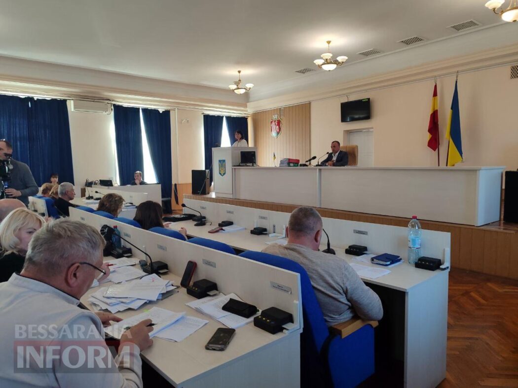 «Некомпетентна»: депутати Аккермана вимагають відставки директора департаменту ЖКГ