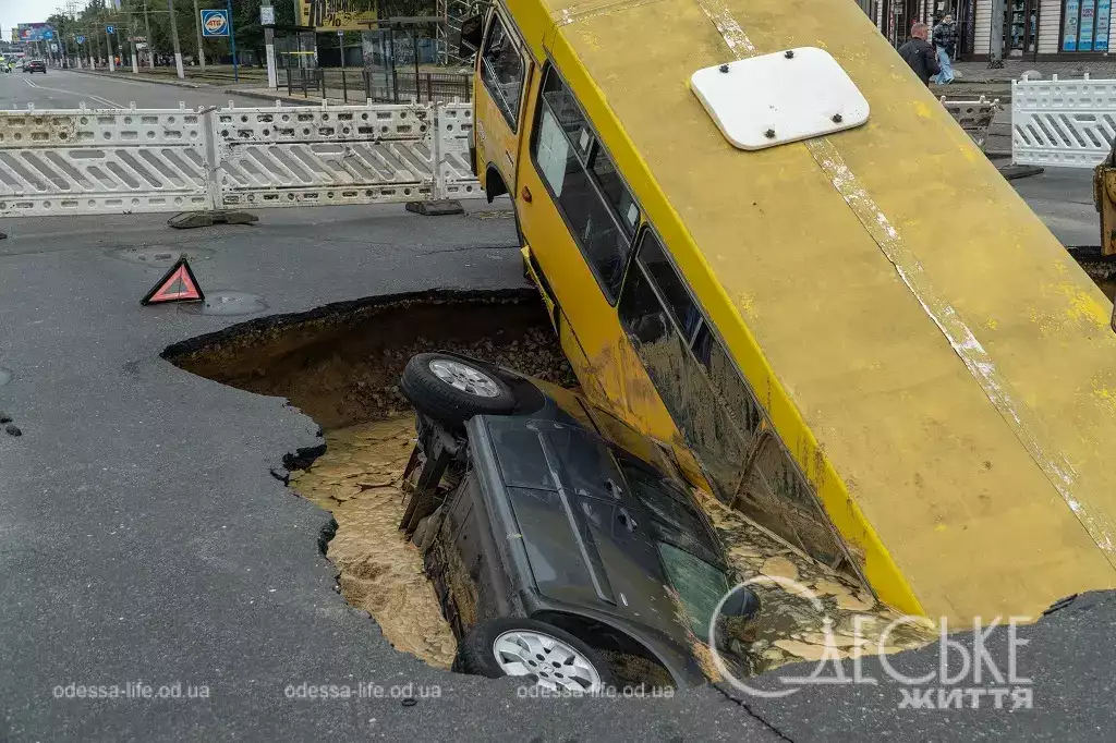 Сезонні дощі в Одесі: на якому етапі модернізація міських мереж
