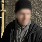 В Одесі затримали чоловіка, який переховувався на горищі за мішком речей