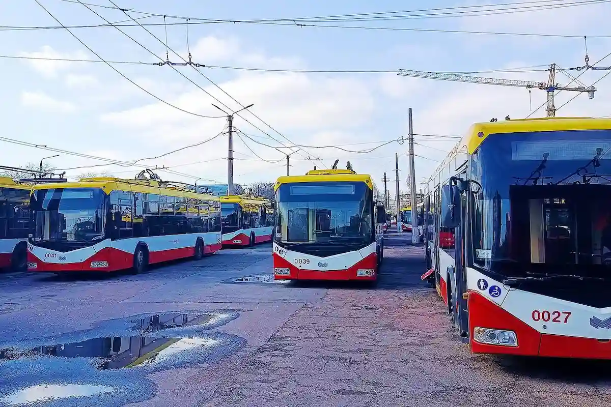 Дефіцит кадрів для електротранспорту в Одесі: половина парку стоїть у депо