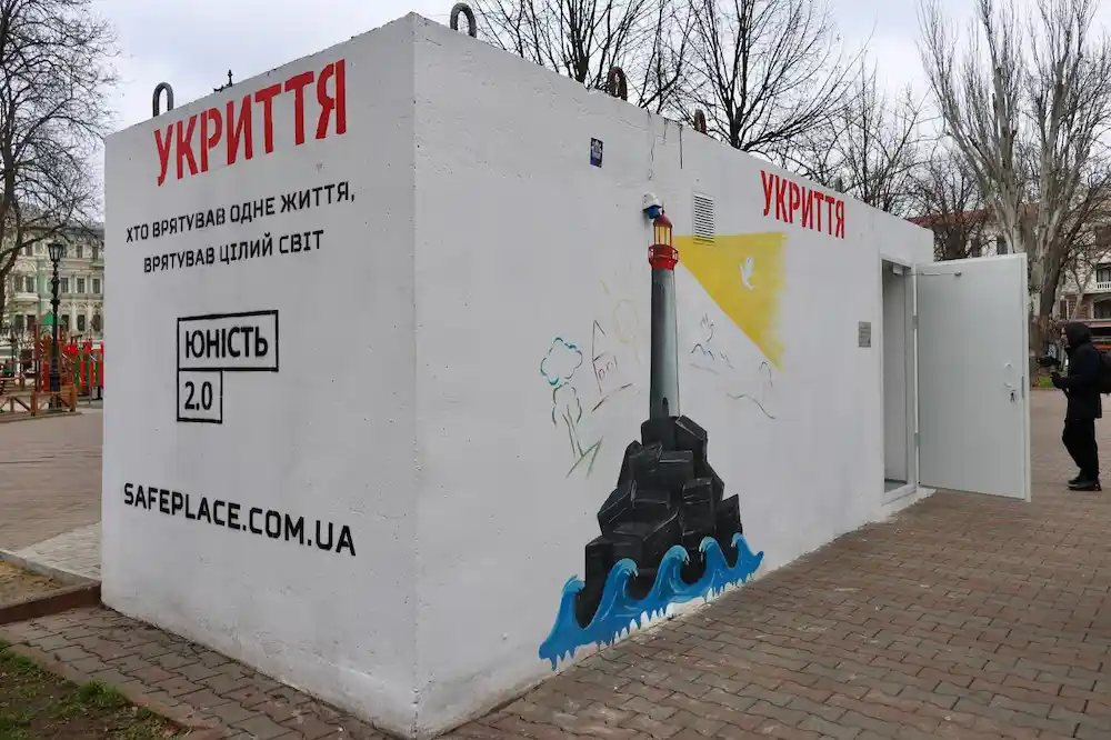 В Одесі під сиренами лишаються без укриттів — попереджають про реальну загрозу