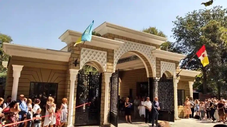 В Одесі запевнили, що зоопарк залишиться на місці без змін