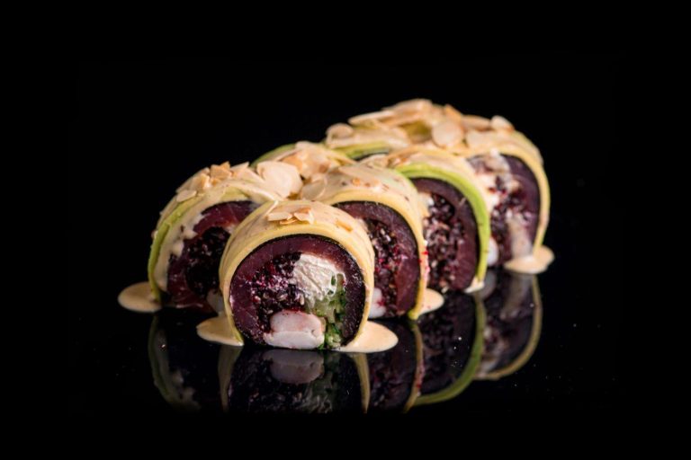 Меню суши и роллов: как выбрать формат под настроение