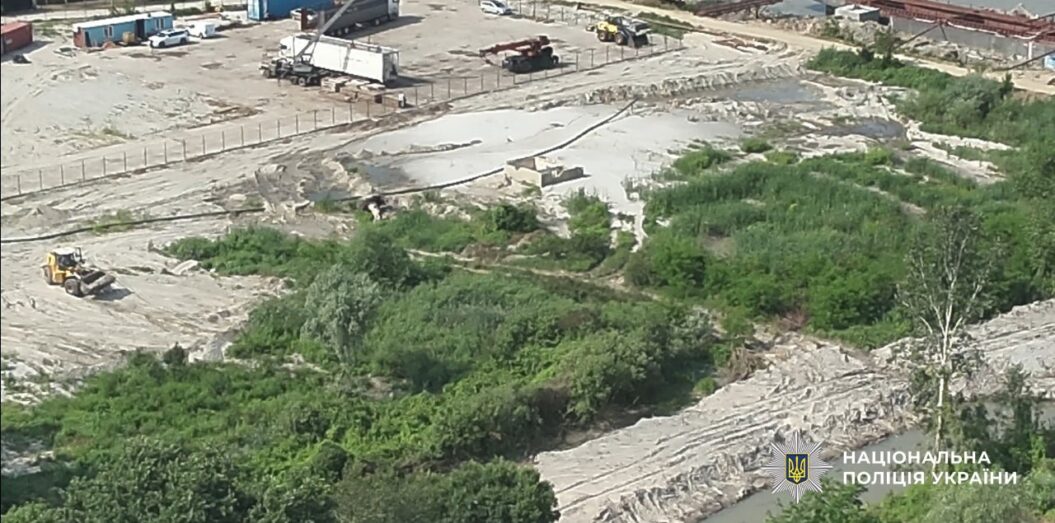 Організаторів незаконного будівництва й видобутку піску у Вилковому притягнуть до судової відповідальності
