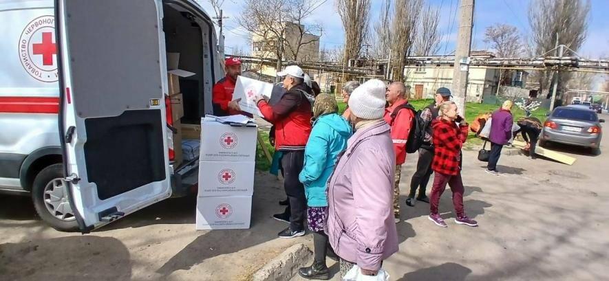 В Одесі волонтери об’єдналися для допомоги постраждалим внаслідок атаки РФ — ФОТО