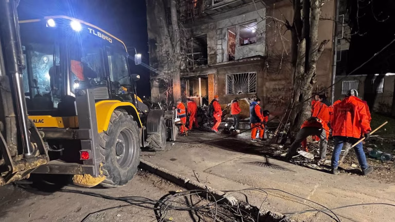 Після нічного обстрілу в Одесі кількість постраждалих зросла