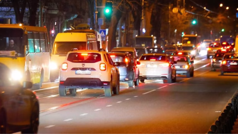 В Одесі на завтра запроваджують графіки можливих відключень світла