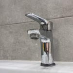 Через ремонт в Одесі тимчасово відключили воду на кількох вулицях — адреси