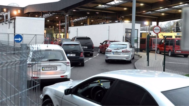 Дорожні затори на Одещині ускладнюють виїзд до Молдови