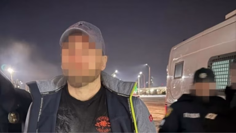 На Одещині чоловіка підозрюють у насильстві над малолітньою падчеркою