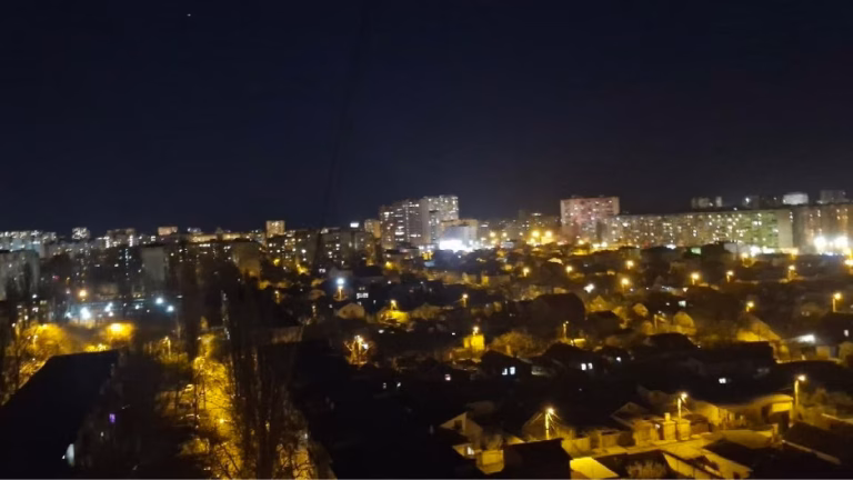 Актуальні графіки відключення світла в Одесі на завтра