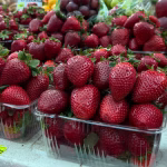 В Одесі з’явилася перша кілійська полуниця — скільки вона коштує на ринку