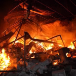 Нічна російська атака на Одещину: у порту й на судні спалахнули пожежі