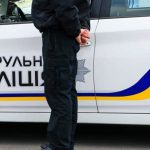 У Одесі нетверезий чоловік кинувся з ножем на перехожих та поранив дитину