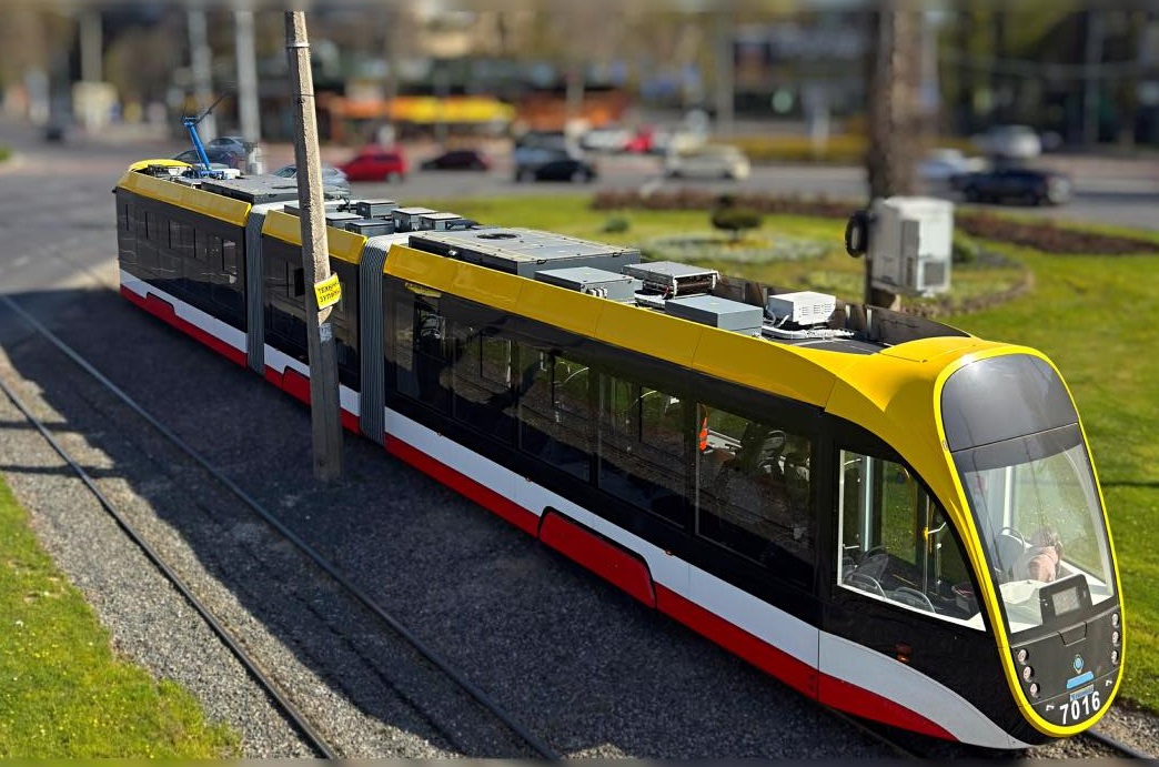 Школярі Одеси зможуть користуватися міським електротранспортом безкоштовно
