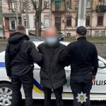 В Одесі затримали серійного грабіжника, який нападав на жінок — ФОТО