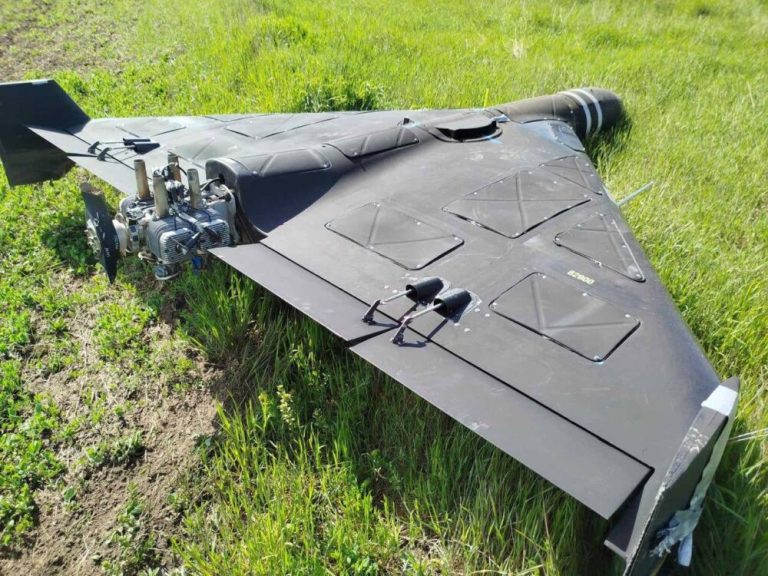 У Білгород-Дністровському районі посеред поля зафіксували падіння «шахеда»