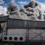 Масштабне загоряння складів на Київському шосе під Одесою — фото з місця події