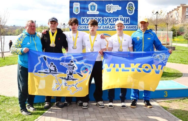Вилківські веслувальники здобули 17 нагород на Кубку України та всеукраїнських змаганнях
