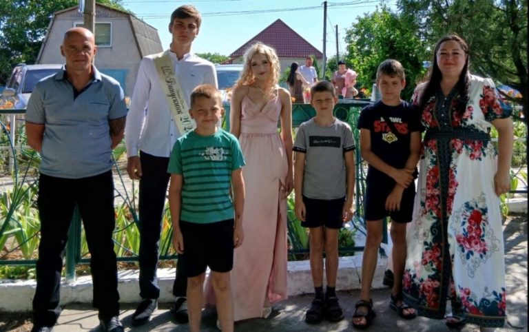 Жителька Вилківської громади відкрила затишний дім для п’ятьох дітей-сиріт