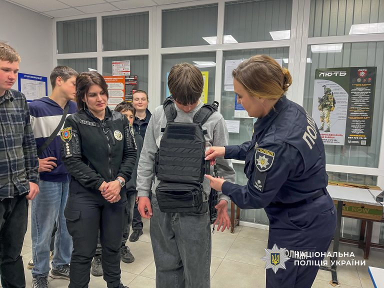 Учні старших класів Ізмаїльщини відкрили для себе роботу поліцейської служби