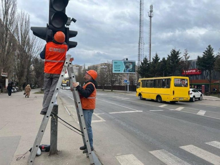 В Одесі оновлюють дорожню інфраструктуру для підвищення безпеки на дорогах — ФОТО