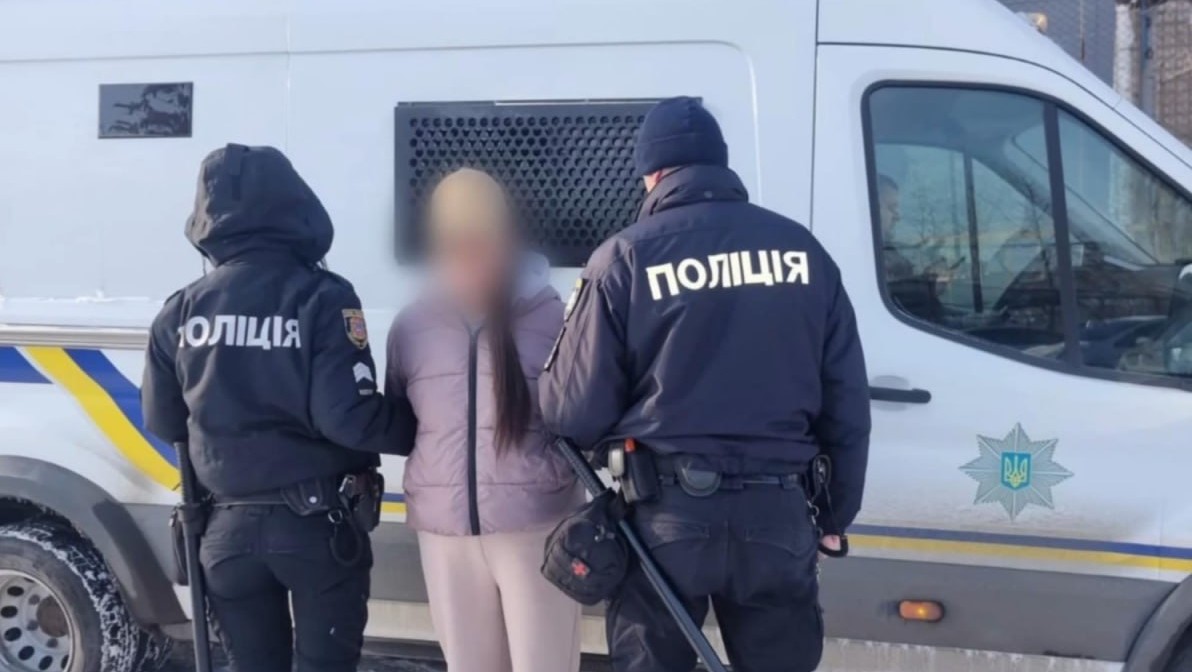 В Одесі офіцерка‑психологиня постане перед судом за обіцянку «теплого місця» в тилу військовим з передової за значний хабар