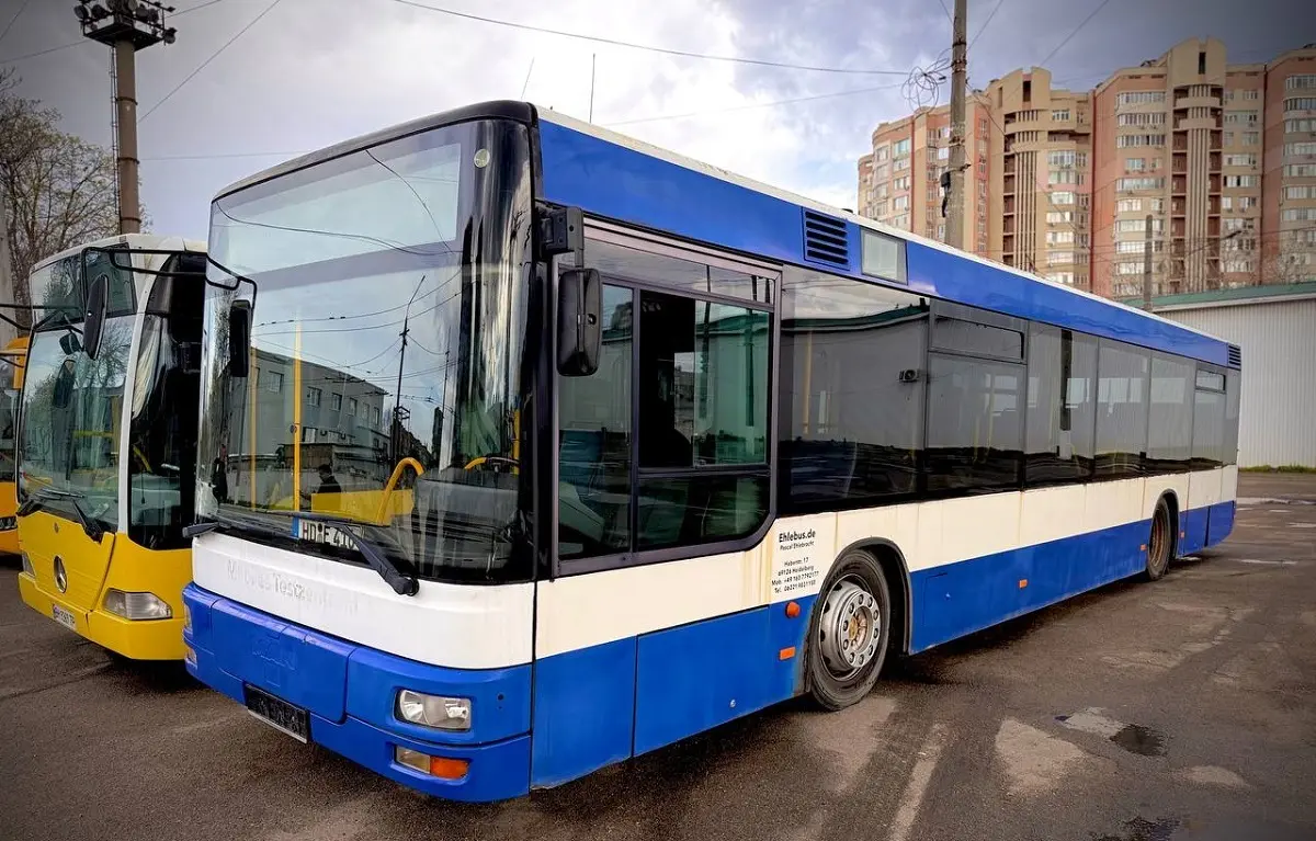 Одеса поповнила транспортний резерв ще одним автобусом на випадок енергокризи