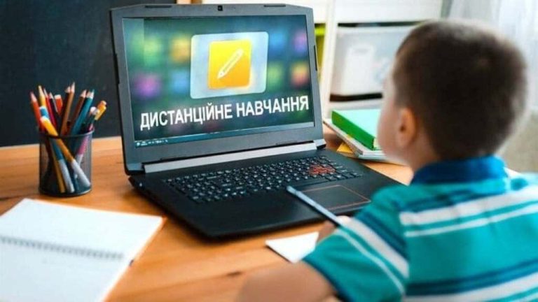 В Одесі через атаки дронів знову розглядають запровадження дистанційного навчання