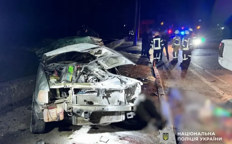 Фатальна ДТП в Одесі: Ford в’їхав у Mitsubishi — авто розбиті, є загиблі