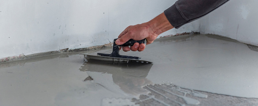 Формирование надежных поверхностей: тонкости выбора смесей для пола и стен