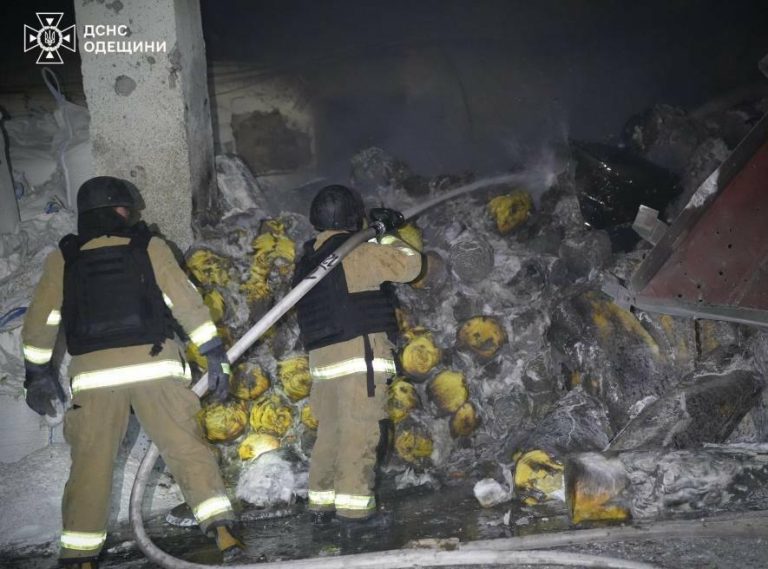 Порти Одеси та області пошкоджені внаслідок удару російських сил — ФОТО